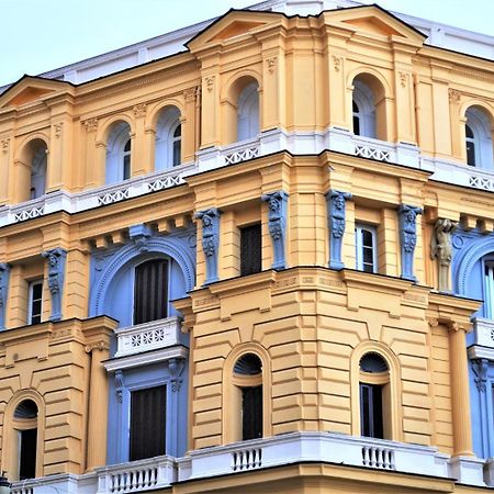 Apt503A Наполи Екстериор снимка